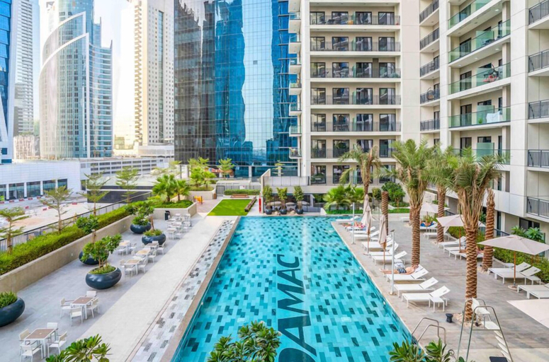 Exterior & Views, Fascinating 1BR Apt in Zada Tower, Dubai