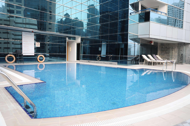 Sport & Beauty 2, Golden Tulip Media Hotel, Dubai