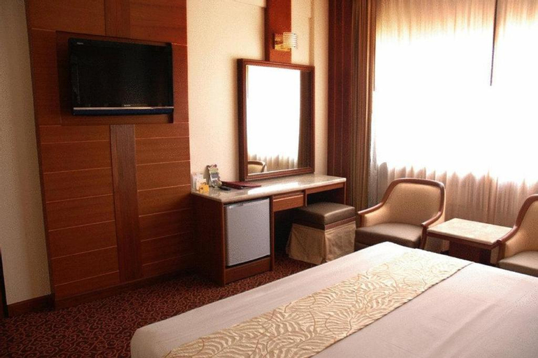 Bedroom 18