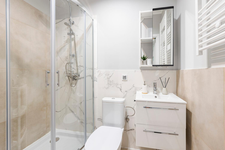 Bathroom 8