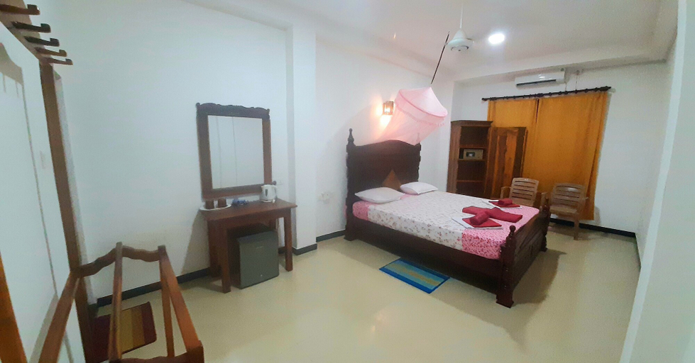 Bedroom, DREAM PALACE FAMILY GUEST HOUSE, Weligama