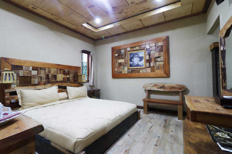 Bedroom 9