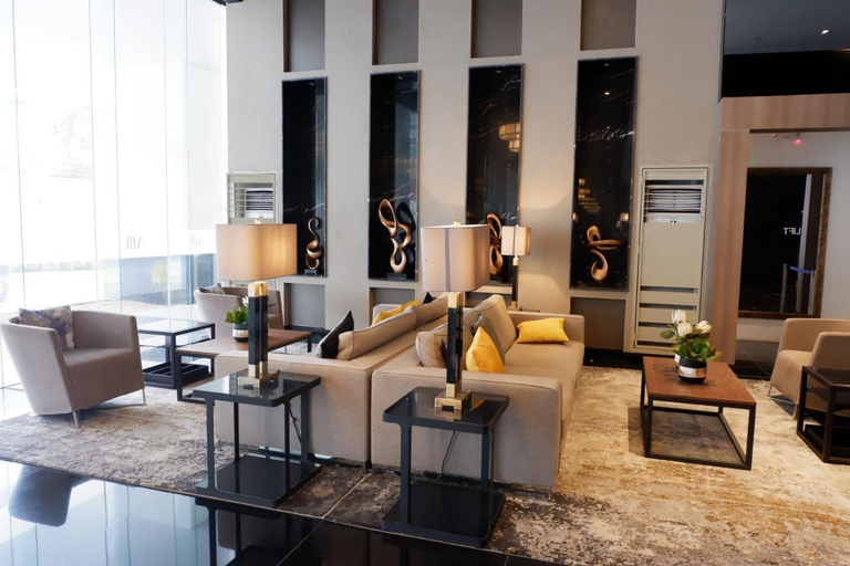 Others 5, Homey 1 Bedroom Unit at Air Residences, Makati City
