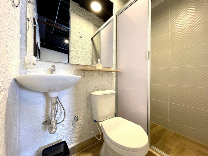 Bathroom 2, Súper Apartamento central Casa Colonial, Santafé de Bogotá