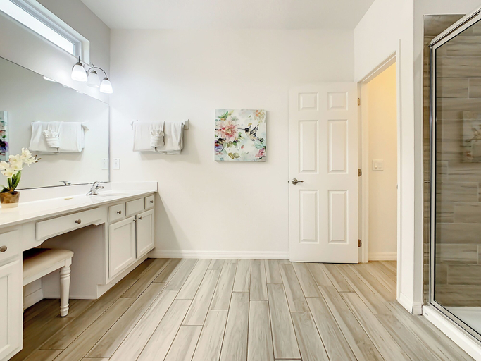 Others 5, Oakwood Oasis, Polk