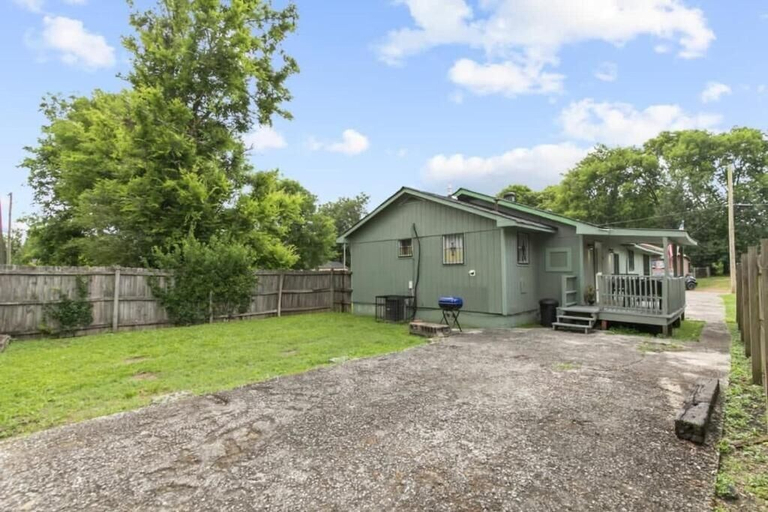Exterior & Views 2, Fresh in Fairfield, Jefferson