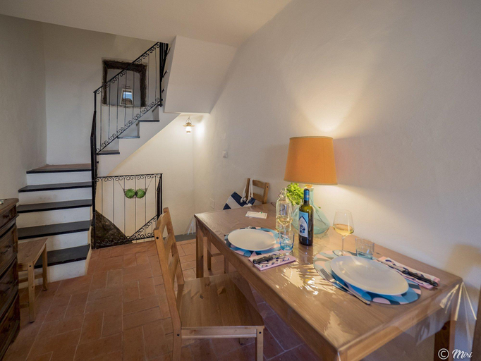 Others 2, Refilea Sea View Tower Villa, La Spezia