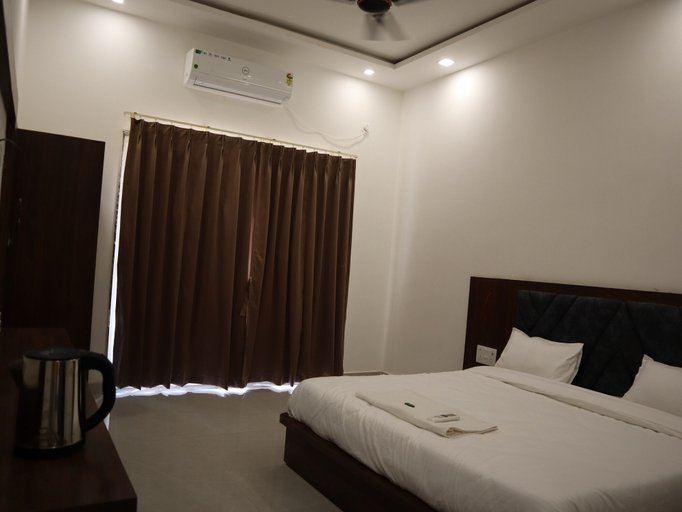 Bedroom 3, The Ratan Resrot, Ajmer