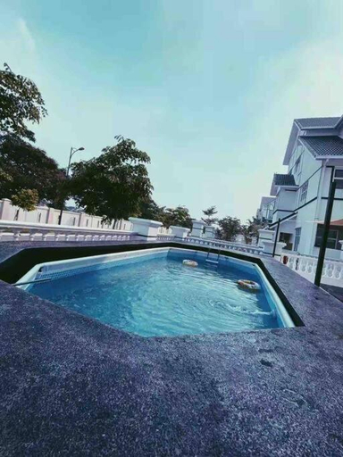 Others 3, 3 Storey Swimming Pool&Projector House Setia Alam, Shah Alam