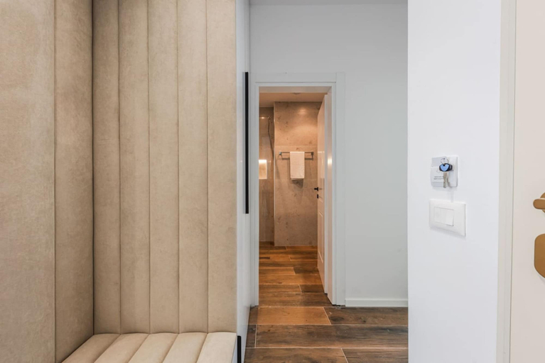 Room 4, The Seabreeze Apartment, Vlorës
