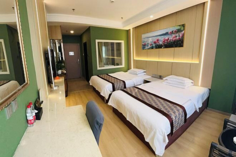 Bedroom 3, Jiangsu Hotel, Ili Kazakh