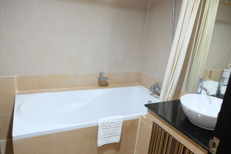 Bathroom 4, Eastpana 304(R1) Executive Residence, Sri Mahar Pho