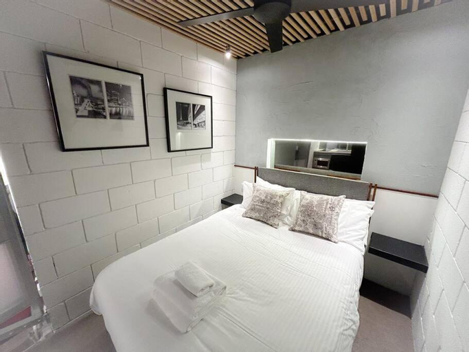 Flinders Street 205 - Studio, Melbourne