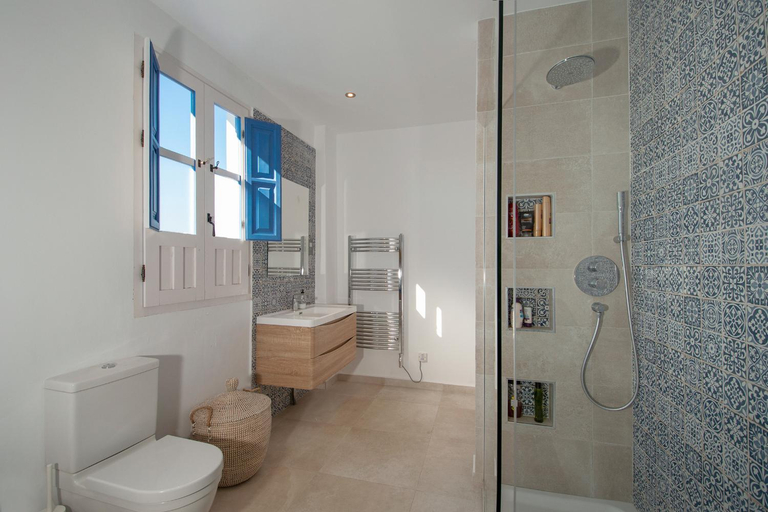 5, Villa La Paloma, Granada
