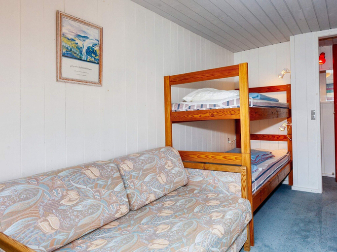 Bedroom 2, 6 Person Holiday Home in Laeso, Læsø