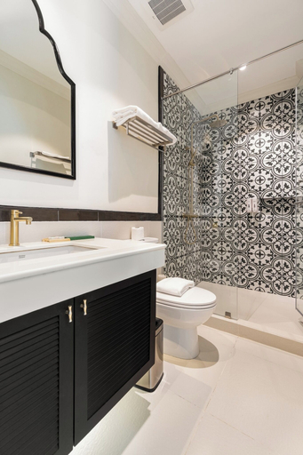Bathroom 4, Bayandati Resort, Morong