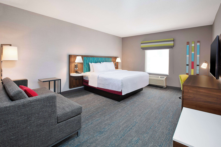 Bedroom 3, Hampton Inn Detroit/Utica-Shelby Township, Macomb