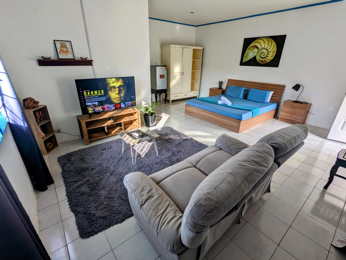 Bedroom 2, Crazy Bears Guesthouse, Moalboal