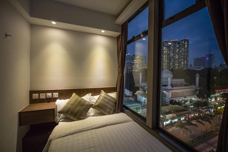 Bedroom 12