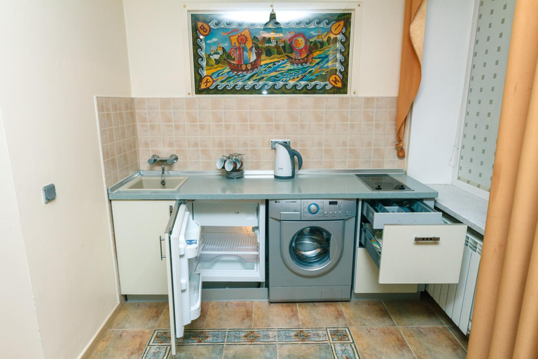 Others 3, Apartament on Independence Square, Shevchenkivs'kyi
