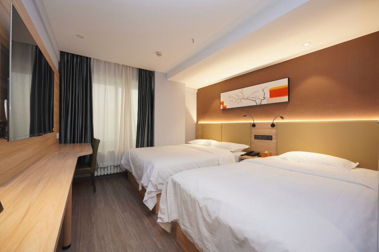 Bedroom 2, Dongdan Hotel Beijing, Beijing