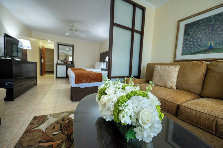 Bedroom 3, Comfort Suites Paradise Island