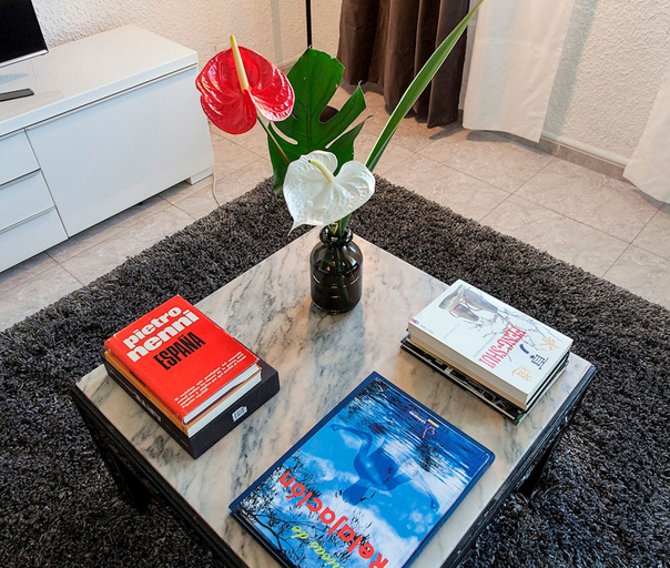 Room 2, Prime Eixample Hideaway 6 Guests With Balcony by Myrentalhost, Barcelona