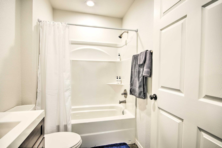 Others 1, Pet-Friendly Hideout on Wolf Creek at Grand Lake!, Delaware