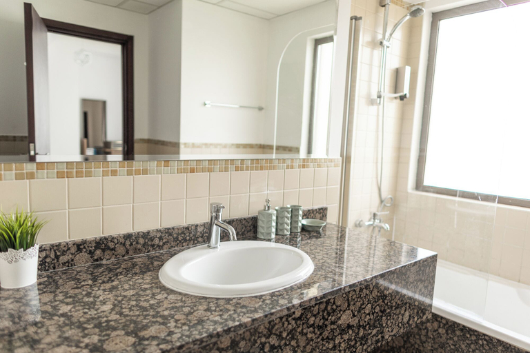 Bathroom 3, HAPPY SEASON I Apartment on JBR, Dubai