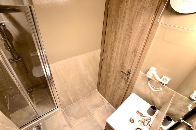 Bathroom 3, GK Mediterranean Village - Airport Free Shuttle by GK Hospitality Group, Attica