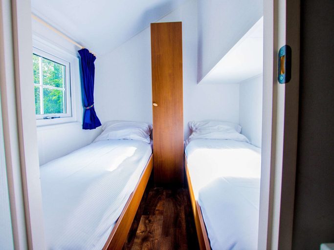 Others 3, Holiday Lodge in Staphorst With Pool Access, Staphorst