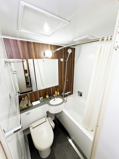 Bathroom 5, Hotel Arstainn, Maizuru