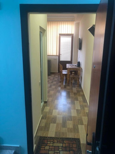Others 3, Nigatun Hotel