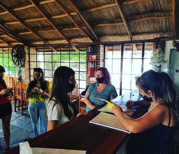 Food & Drinks, COMPLEJOLAGUNAAZUL, Junín