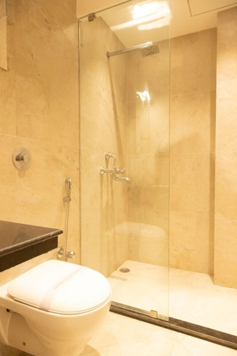 Bathroom 5, Vioray Inn, Deoghar