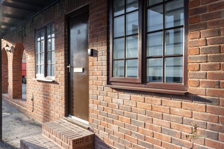 Others 4, 1 BDR Apt, 1 min from High St, Quiet, Parking, Devon