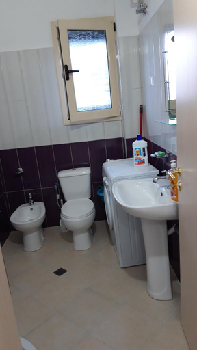 Bathroom, Villa Fredi, Vlorës