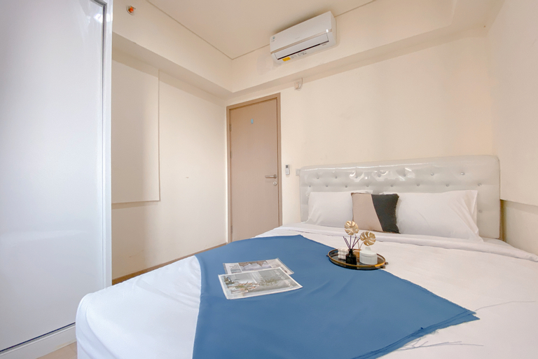 Good Deal and Relaxing 3BR at Meikarta Apartment By Travelio, Cikarang