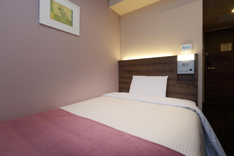 Bedroom 12