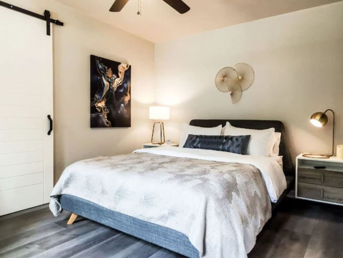 Room 3, Charming Studio w Deck Garden, Bexar