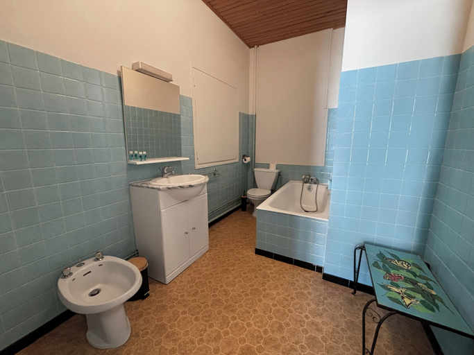 Bathroom, Le Botaniste, Pyrénées-Orientales