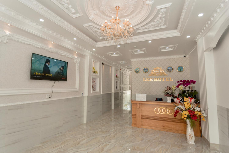 Others 4, Lee Hotel, Cái Răng