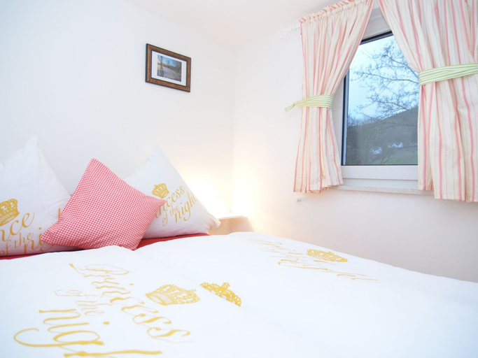 Bedroom 3, Ferienwohnung in der Nahe des Skigebietes, Hochsauerlandkreis