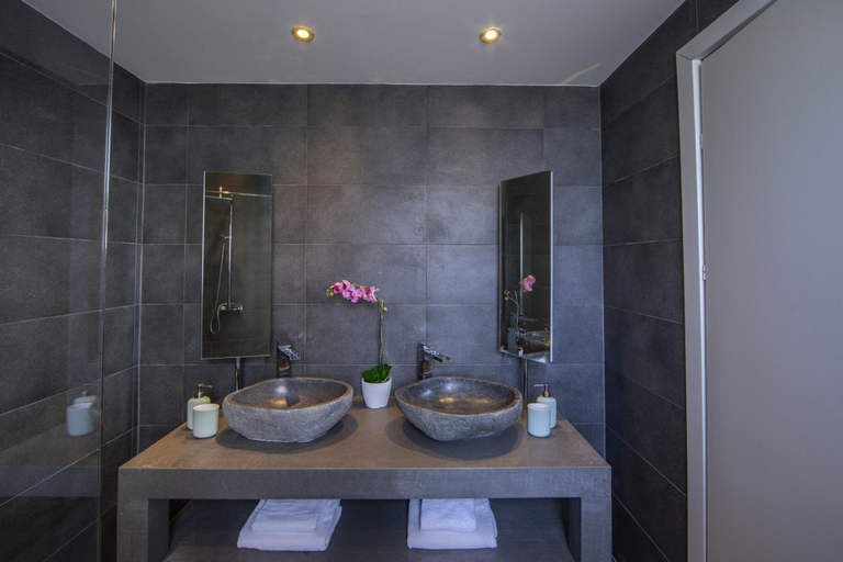 Others 4, El Greco Seafront Villa