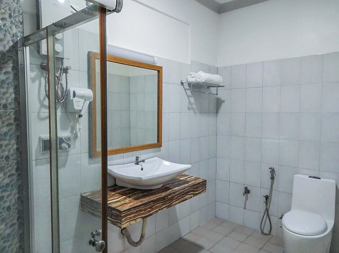 Bathroom 3, Turtle Inn Dharavandhoo, Baa Atoll