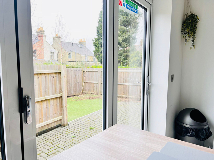 Others 4, Tanzanite Apartment in Cambridge, Cambridgeshire