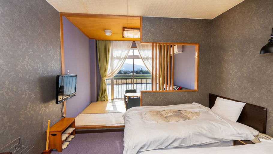 Bedroom 2, Enmeikan, Ukiha