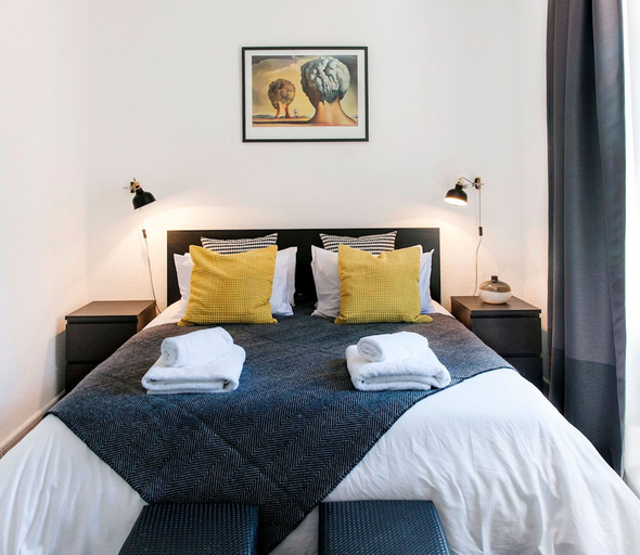 Room 4, Prime Eixample Hideaway 6 Guests With Balcony by Myrentalhost, Barcelona
