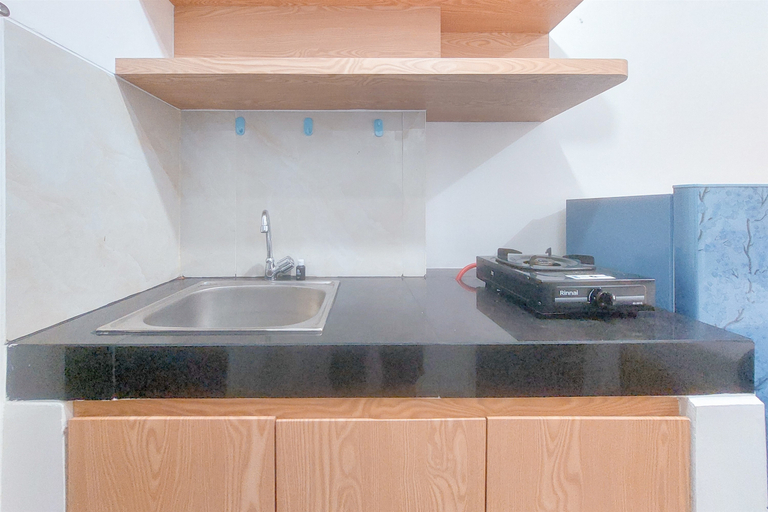 Others 4, Good Choice and Modern Studio Apartment at Serpong Garden By Travelio, Tangerang