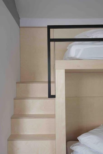 Bedroom 2, Blackett Street Bunkhouse - Calverley, Leeds